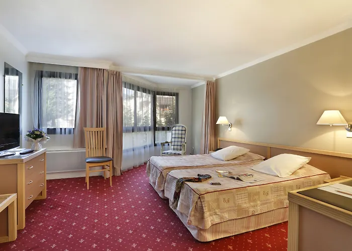 Hotell Amelie 3*